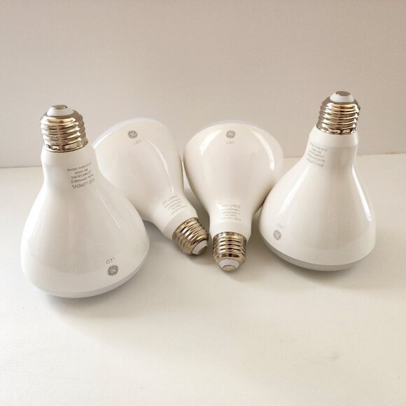GE LED 9W (65W) 5000K Bright White Daylight Light Bulbs Damp Rated 4 Pack Tested - Picture 3 of 9